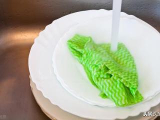 爱情幽默笑话哄女友开心，逗趣笑话哄女朋友开心