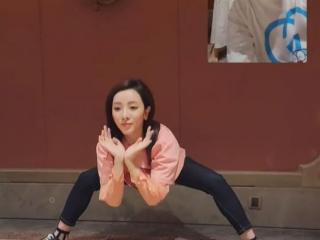 央视李思思参加比赛，央视主持人杨帆指导李思思跳舞