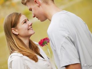 暧昧聊天被对方老公发现，发现老公的暧昧聊天记录