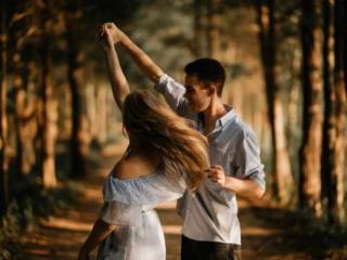 暧昧期没确认关系就亲亲了，确认关系