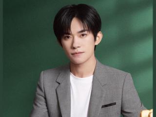 易烊千玺的微博主页，易烊千玺上线更新微博一则