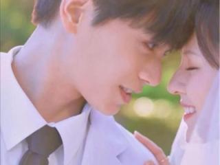 暗恋你的男人遇到你的反应，暗恋你的男生才会有3不敢