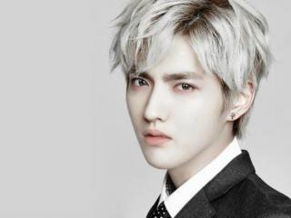 许凯和吴亦凡长得好像，张雨绮、关晓彤、许凯、杨洋、吴亦凡、陈坤、杨幂、罗志祥