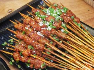 安慰男朋友妈妈的暖心话，男朋友的妈妈告诉你