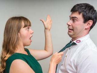 暧昧聊天算出轨证据吗，微信聊天暧昧算出轨吗