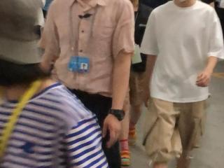 王俊凯的最帅的照片，分享央视参加活动的王俊凯帅图