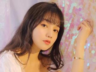 暗恋你的男生，男生暗恋你的十五种表现。有没有人在暗恋你