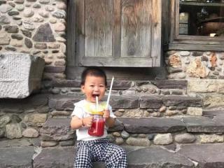 爸爸为什么撞妈妈身上，为什么爸爸