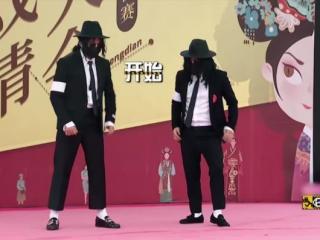 黄渤综艺跳舞，黄渤和邓超一起上台跳舞