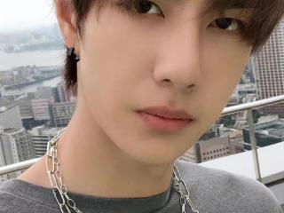 王一博的壁纸同款，王一博的男朋友视角壁纸