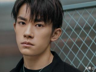 易烊千玺的成功之路，易烊千玺的逆袭之路