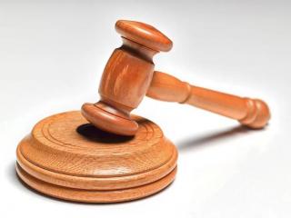 婚内出轨怀孕法律怎么判，妻子婚内出轨产下私生子