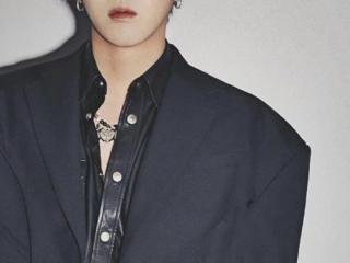 陈伟霆吴亦凡合照，陈伟霆被问如何看吴亦凡事件