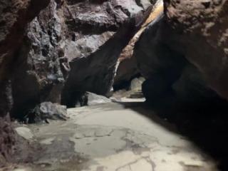 杭州栖霞岭，杭州紫云洞是栖霞岭最奇特天然洞穴