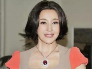 刘晓庆电影，女神级演员、第一女演员刘晓庆的经典电影