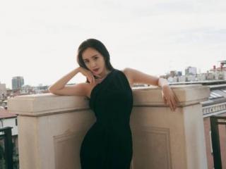 杨幂小糯米，小糯米眉眼之间和杨幂小时候如出一辙