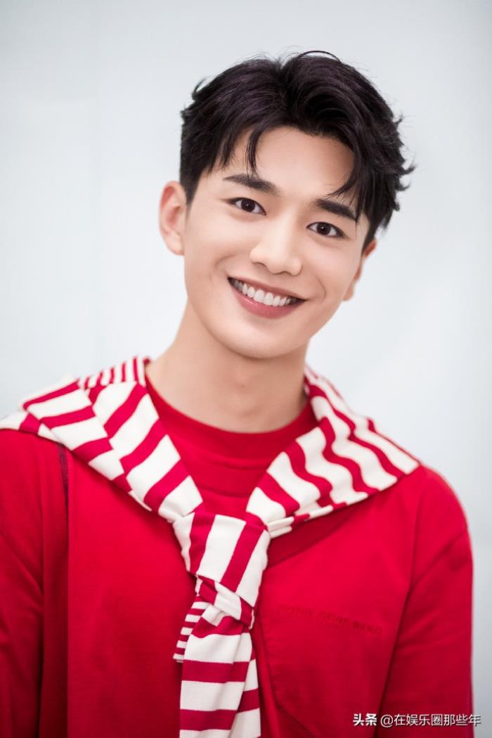 易大千嘉行嘉行公司冉冉升起的新人演员易大千