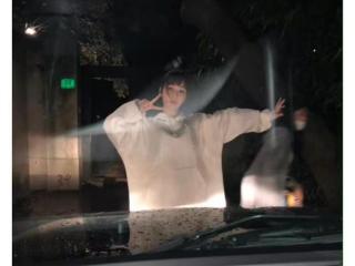 李现杨紫吧，李现晒旧照连续四年为杨紫送生日祝福