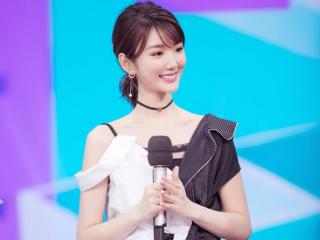 毛小彤身高，身高165的毛晓彤连衣裙造型撞衫178的奚梦瑶