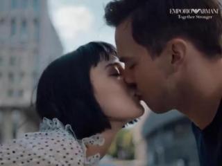 阿玛尼广告，Armani阿玛尼You系列情侣香水最新广告大片