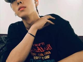 杜淳前女友，网曝杜淳前女友杨璐包养小十岁男星