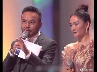 王一博跳舞，神的孩子王一博跳舞点燃双十一晚会现场