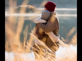 情侣之间温暖人心的唯美句子，拥抱彼此很温暖的句子