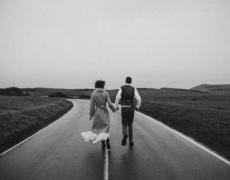 男人出轨女人应该原谅吗，婚外情如何延续原配应该这样做