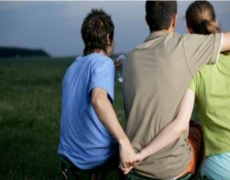 为什么男生能容忍女朋友出轨，女友出轨男友可以考虑接受