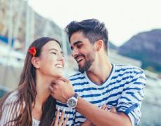 和男生聊天小技巧、怎么跟男生聊天能升温感情