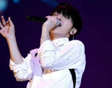 圈内人对华晨宇的评价，如何评价华晨宇的唱功  