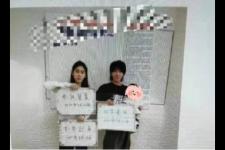 张碧晨华晨宇全家福，华晨宇张碧晨抱娃照曝光