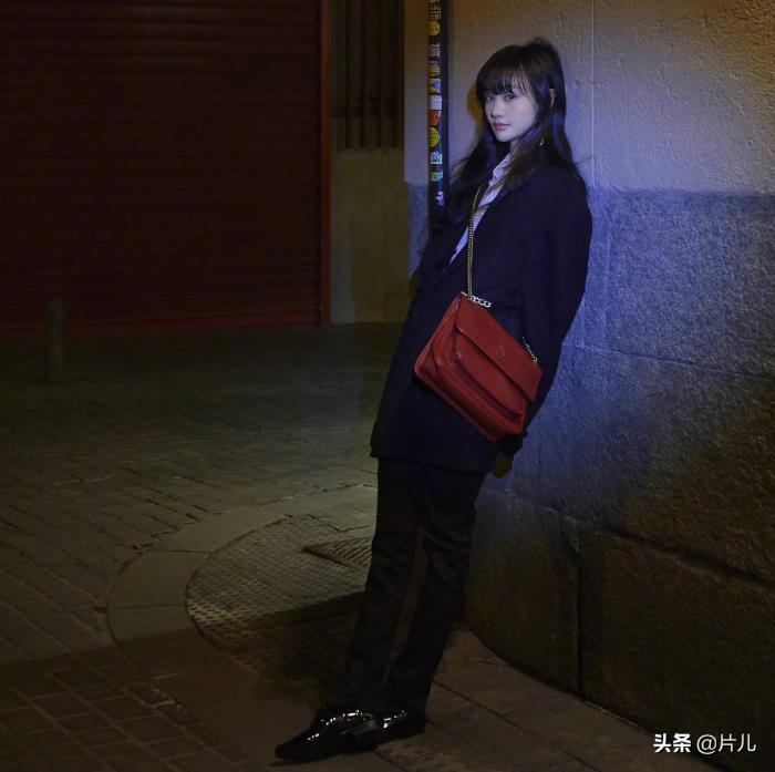 郑爽现在在美国吗郑爽自述在美国生活现状