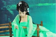 沉鱼落雁歌词（沉鱼落雁·闭月羞花）