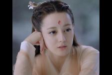 迪丽热巴不耻照片（迪丽热巴的小狐狸很美）