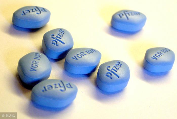藍色藥丸（第一次用藍色小藥丸）