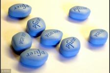 蓝色药丸（第一次用蓝色小药丸）