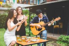 女人想离婚男人不离婚怎么办（老公花心又不离婚该怎么办）