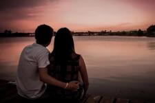 夫妻感情越来越淡了怎么办（夫妻之间的感情越来越淡怎么办）