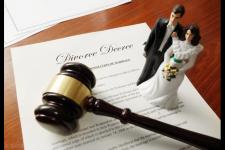 起诉离婚女方不愿意离怎么办（想要离婚的另一方该怎么办）