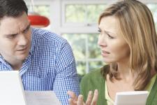 夫妻不和怎样申请离婚（夫妻感情不和怎么离婚）