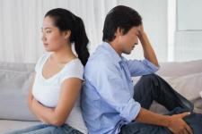 夫妻闹离婚冷静多久能挽回（夫妻闹离婚时）