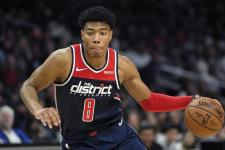 一直等待（一直等待着回到赛场的时刻）