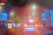 17岁男孩跳桥（17岁男孩跳桥丧生）