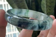 翡翠真假鉴定方法简单（如何快速简单鉴定翡翠真假）