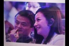 马云和赵薇结婚是真的吗（马云赵薇的前尘往事）
