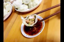 吃饺子不蘸酱油事件（吃饺子不蘸酱油是要进监狱的）