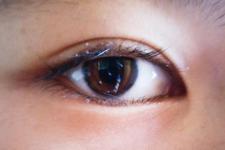 右眼皮跳（眼皮跳是左凶右吉）