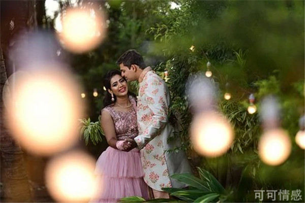 qq分手后想挽留的说说带图片三